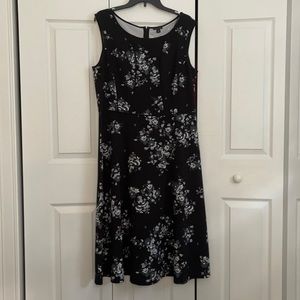 Ann Taylor Sleeveless Floral Midi Dress
